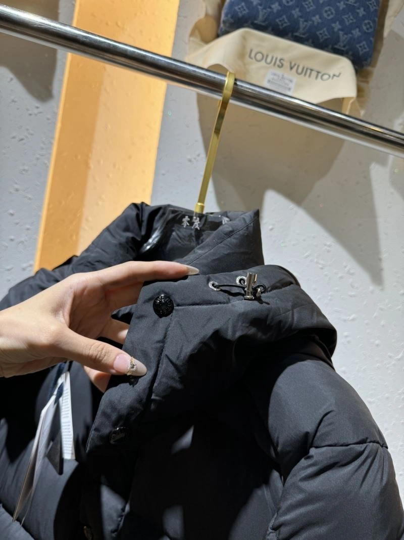 Moncler Down Jackets Versatile 144257