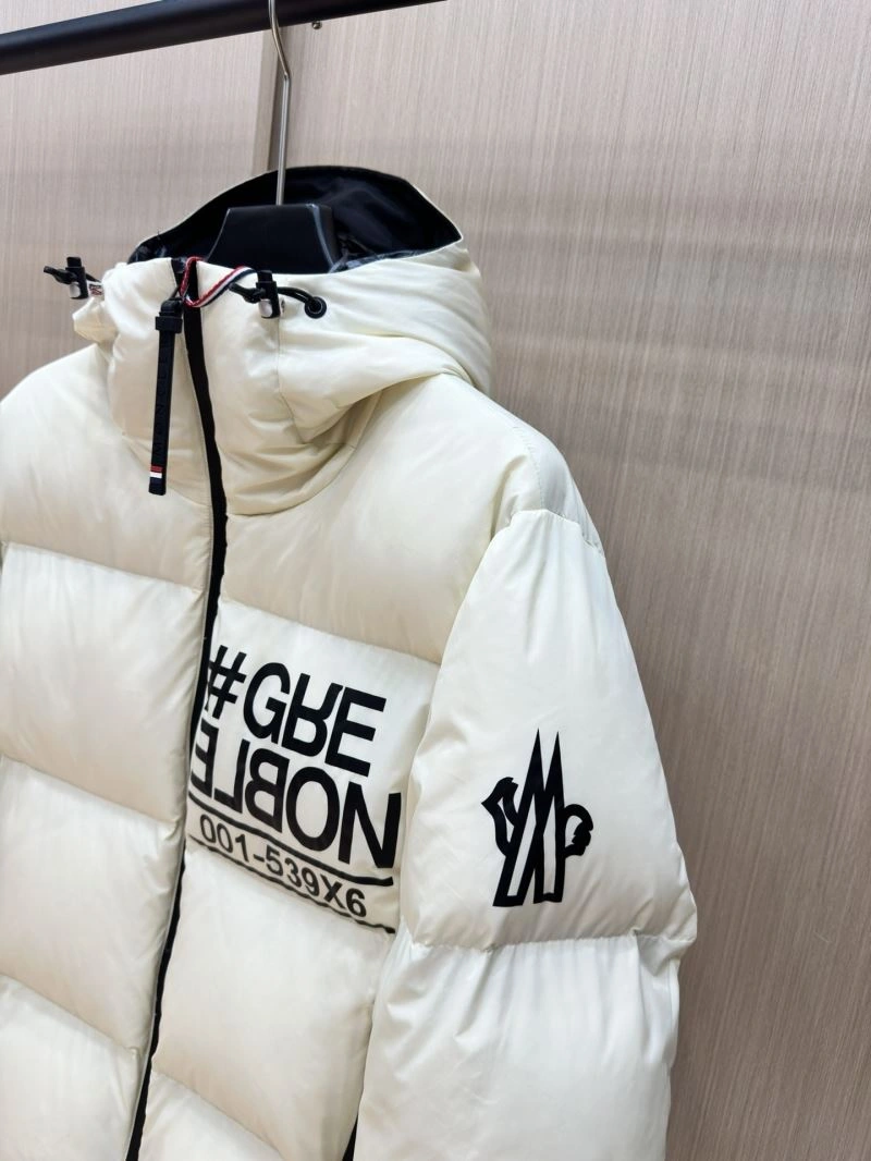 Moncler Down Jackets Attractive 144244