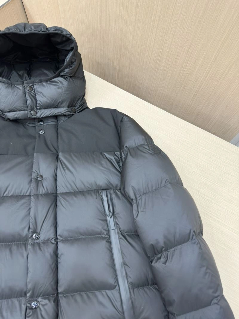 Bright Moncler Down Jackets 144236