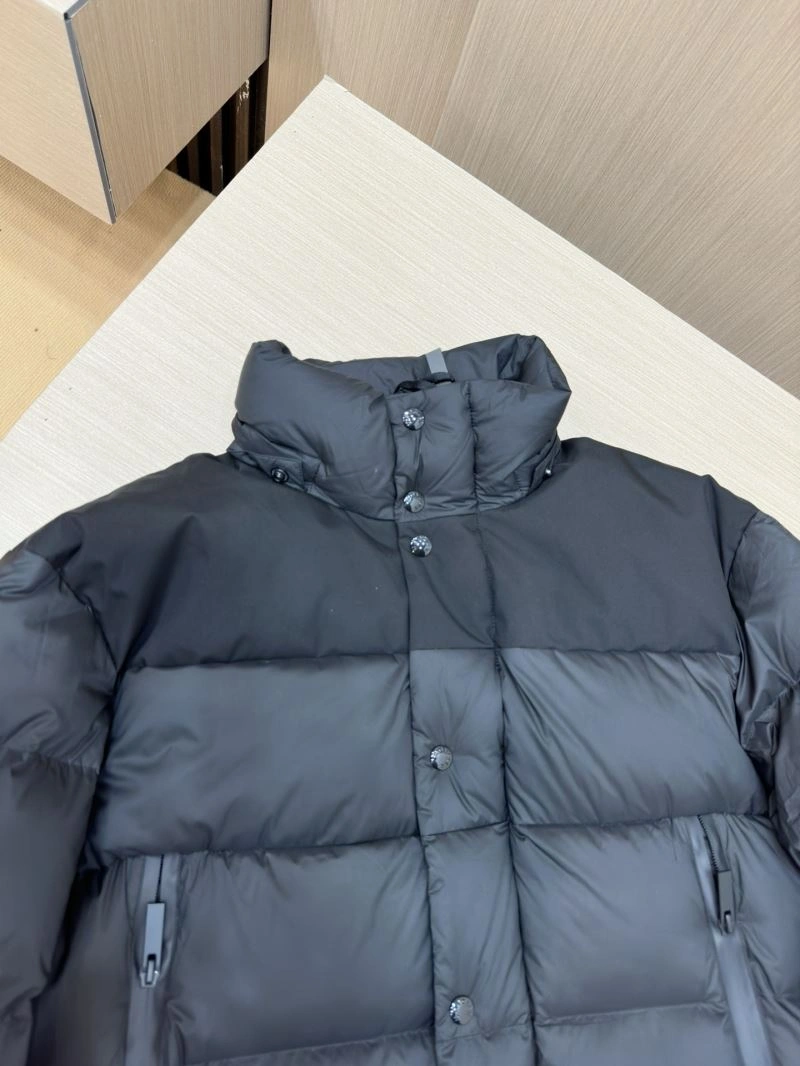Bright Moncler Down Jackets 144236