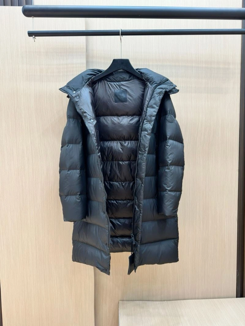 Snug Moncler Down Jackets 144238