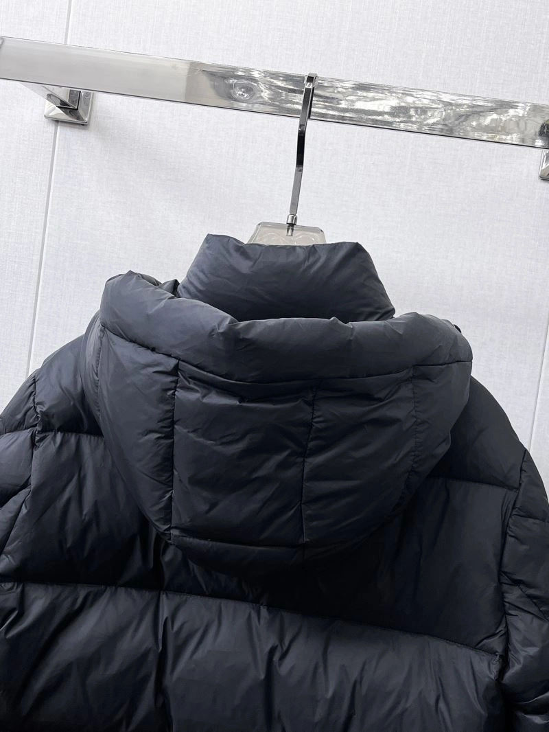 Moncler Down Jackets Stretchable 144243
