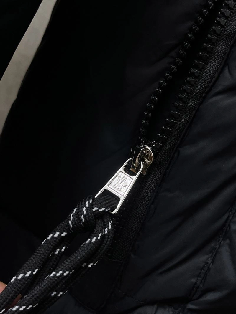 Moncler Down Jackets Stretchable 144243