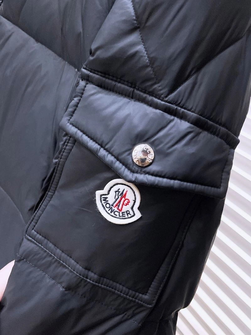 Moncler Down Jackets EyeCatching 144241