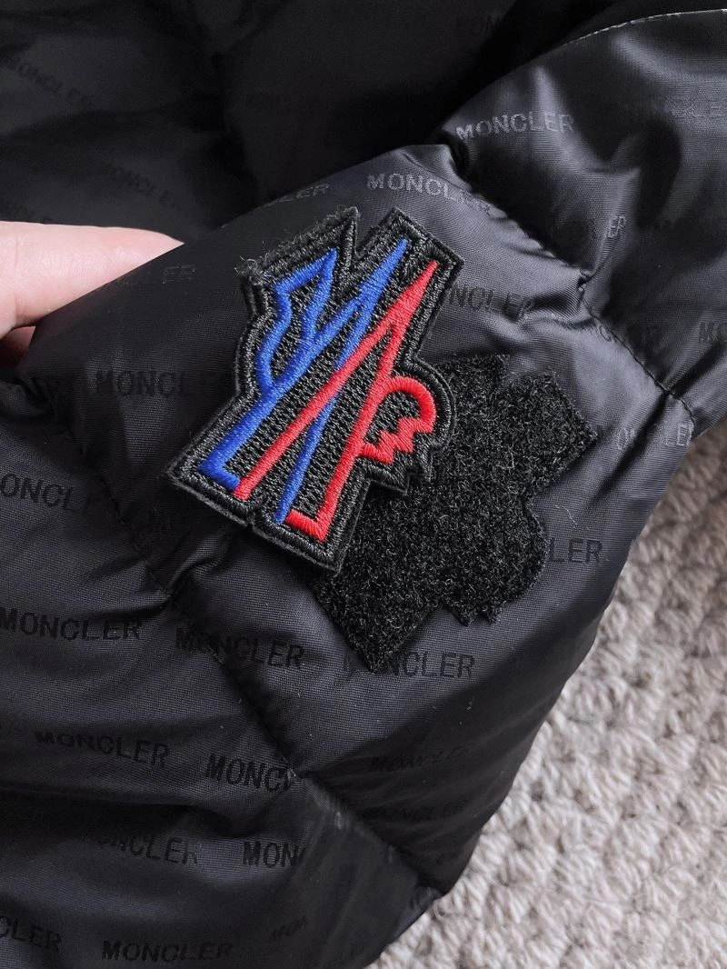 Moncler Down Jackets Resilient 144232