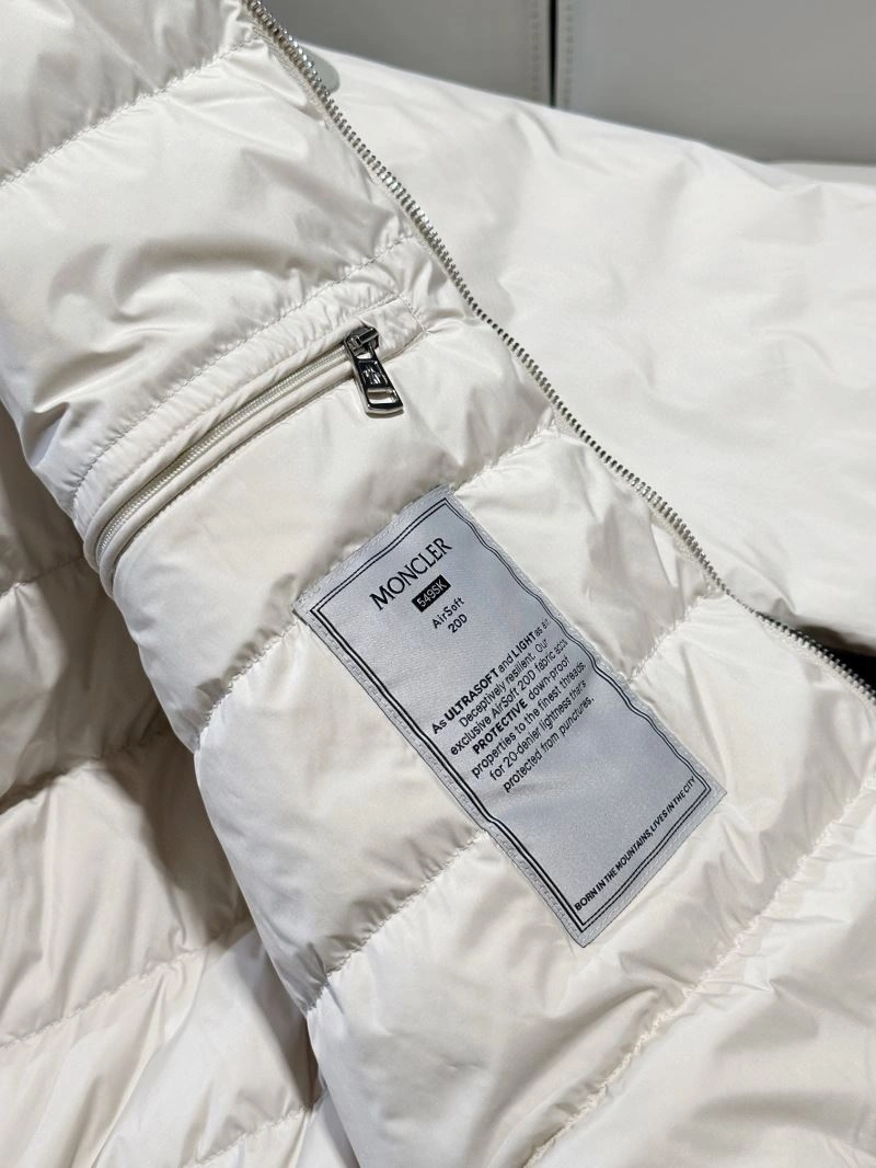 TravelReady Moncler Down Jackets 144220