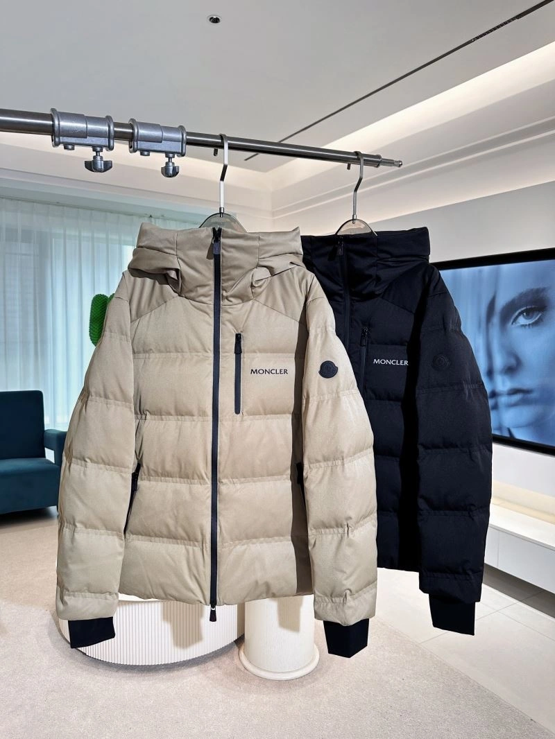 TechFriendly Moncler Down Jackets 144219