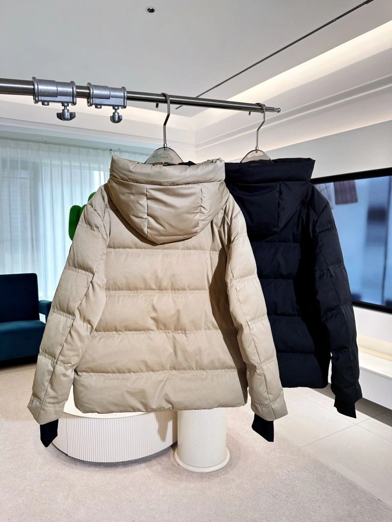 TechFriendly Moncler Down Jackets 144219