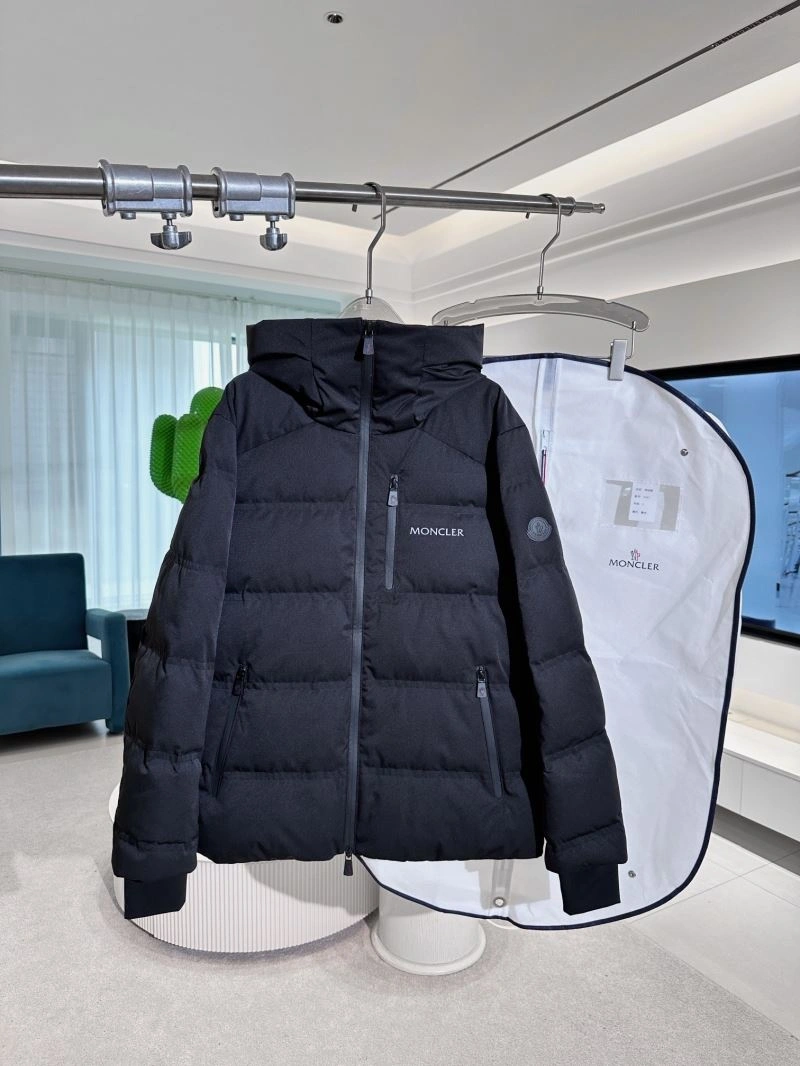 TechFriendly Moncler Down Jackets 144219