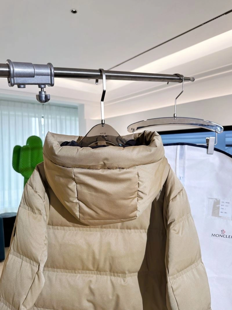 TechFriendly Moncler Down Jackets 144219