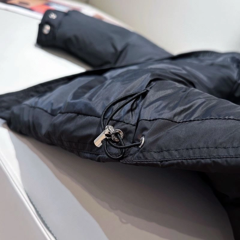 Moncler Down Jackets Original 144217