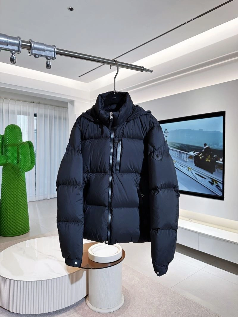 Moncler Down Jackets MultiPurpose 144209