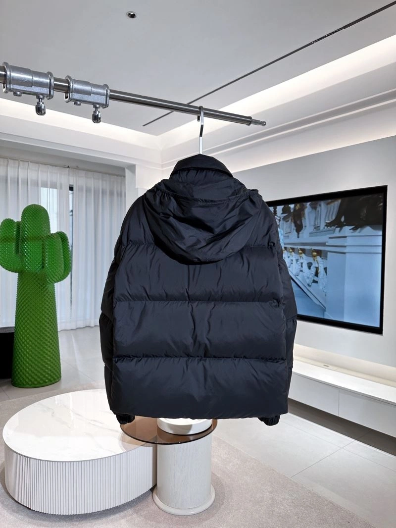 Moncler Down Jackets MultiPurpose 144209