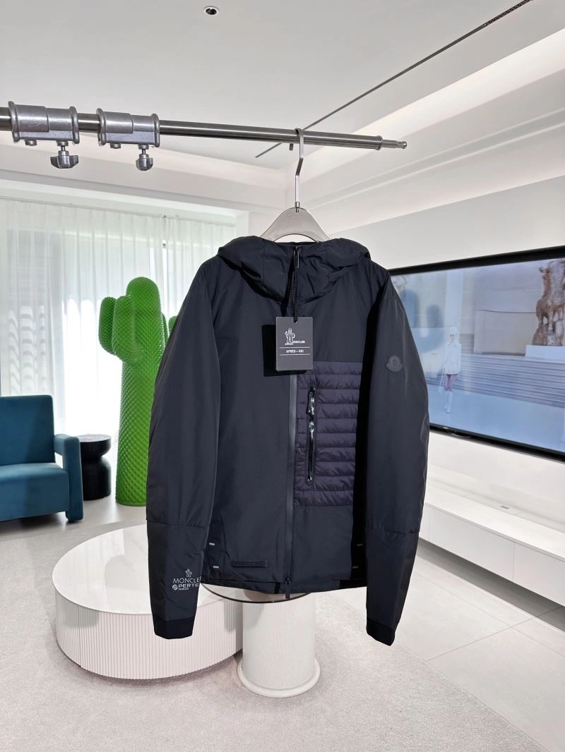 Moncler Down Jackets Comfortable 144212