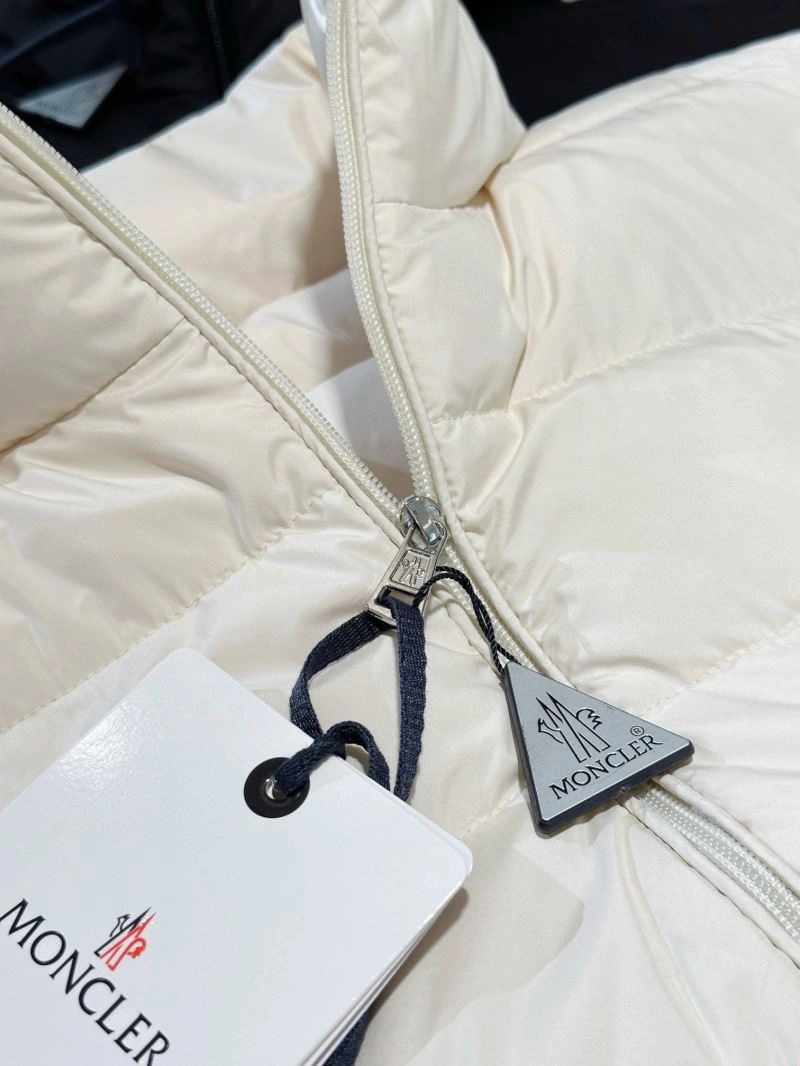 Moncler Down Jackets MoistureWicking 144208