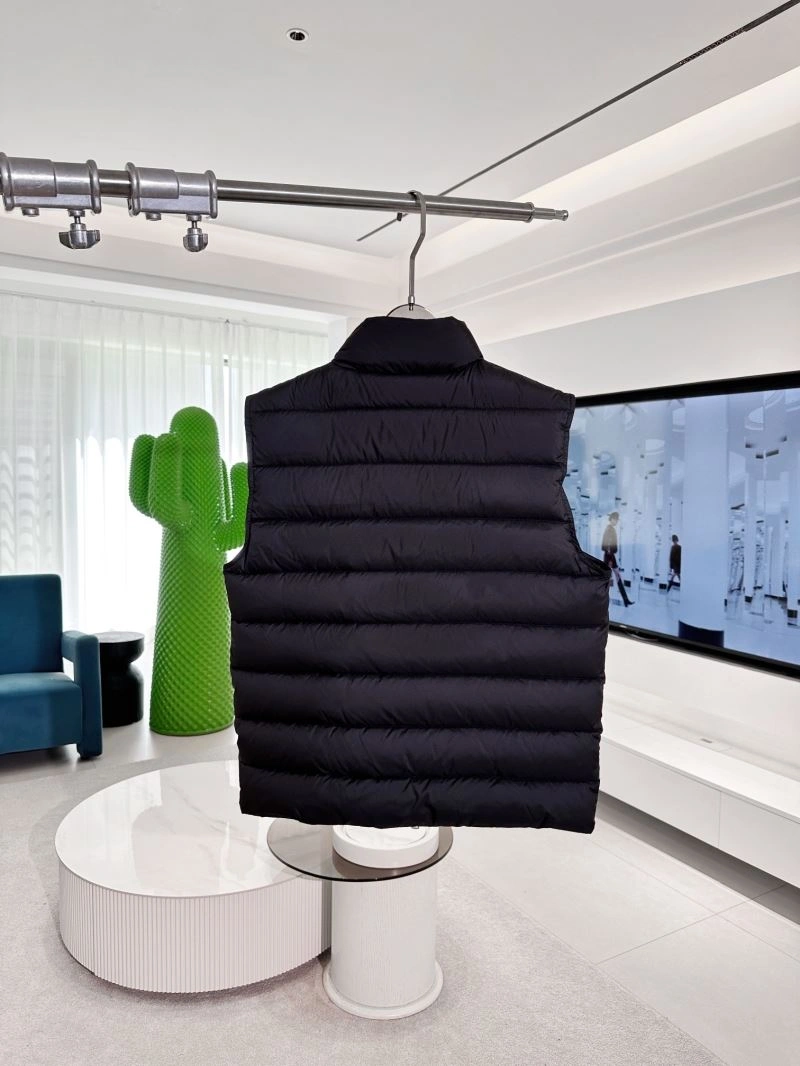 Moncler Down Jackets MoistureWicking 144208