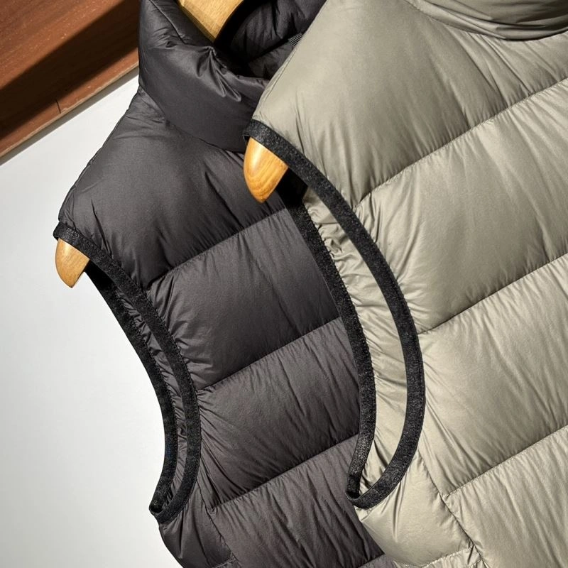 Trendsetting Moncler Down Jackets 144211