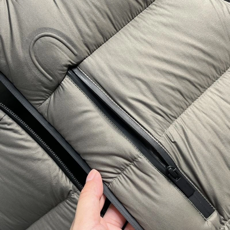 Trendsetting Moncler Down Jackets 144211