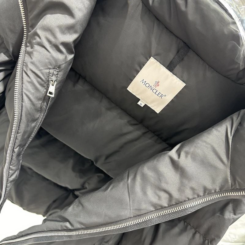 Moncler Down Jackets Effortless 144204