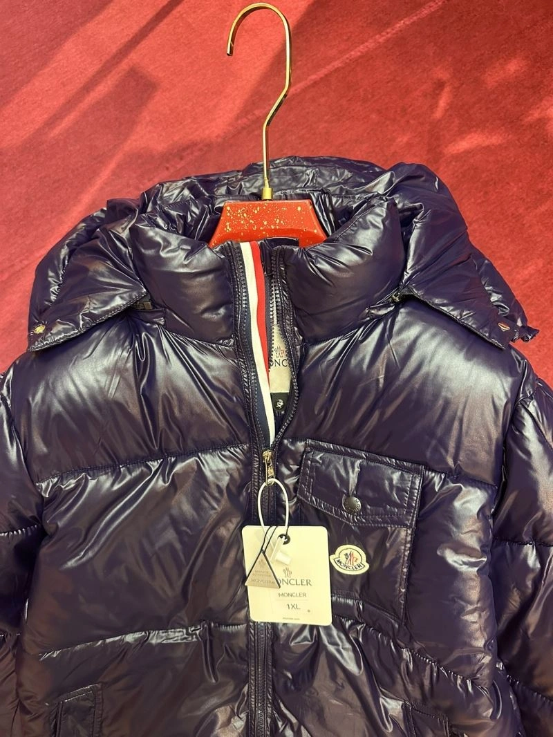 Moncler Down Jackets Colorful 144202