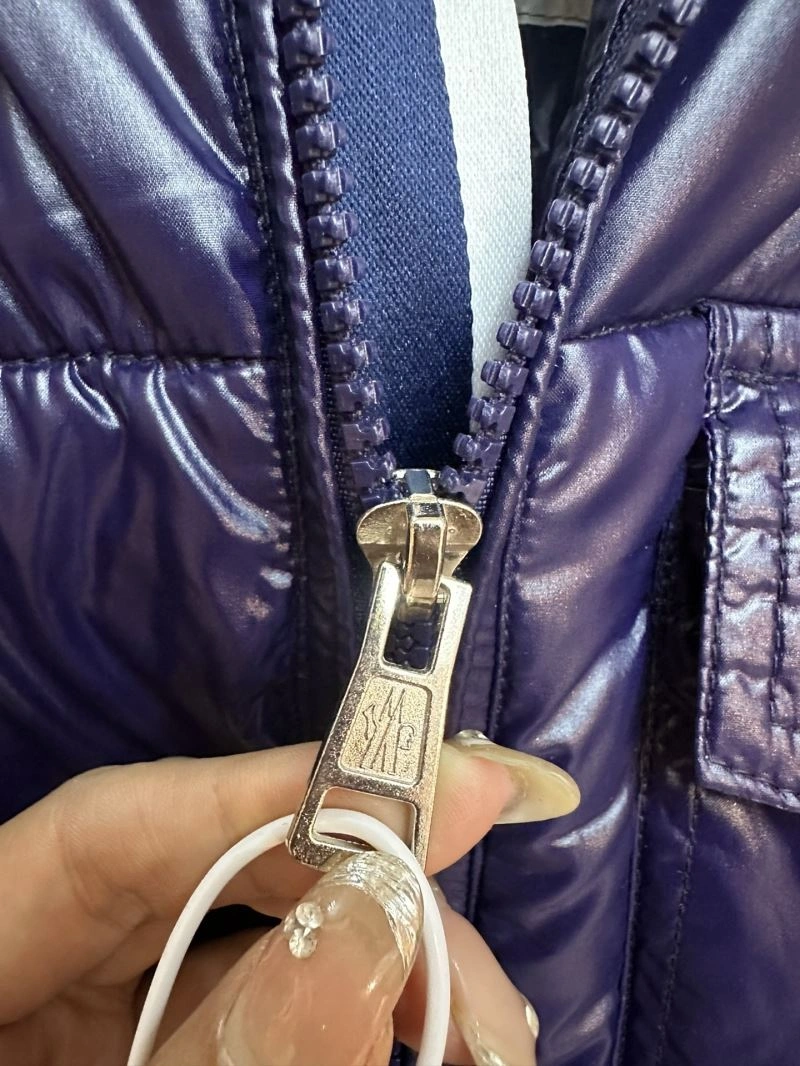 Moncler Down Jackets Colorful 144202