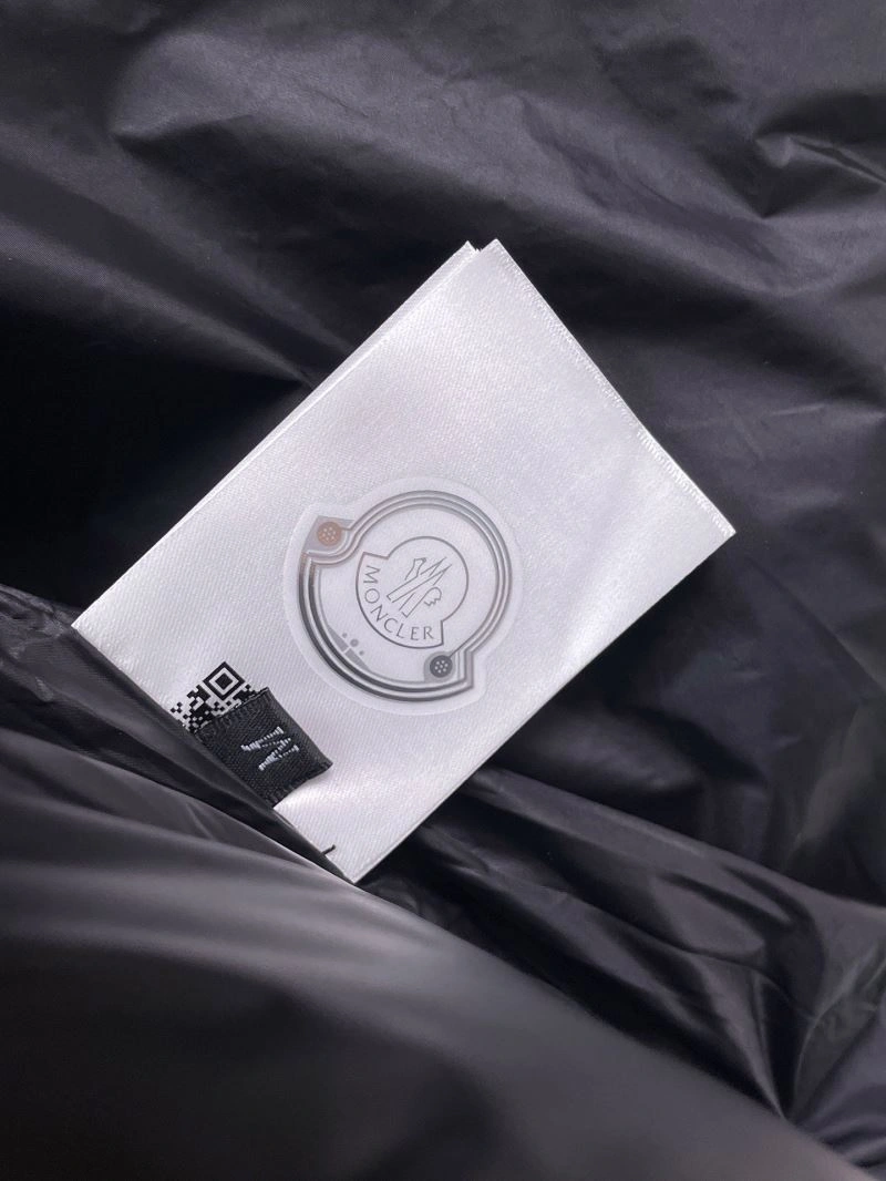 Moncler Down Jackets Lightweight 144203