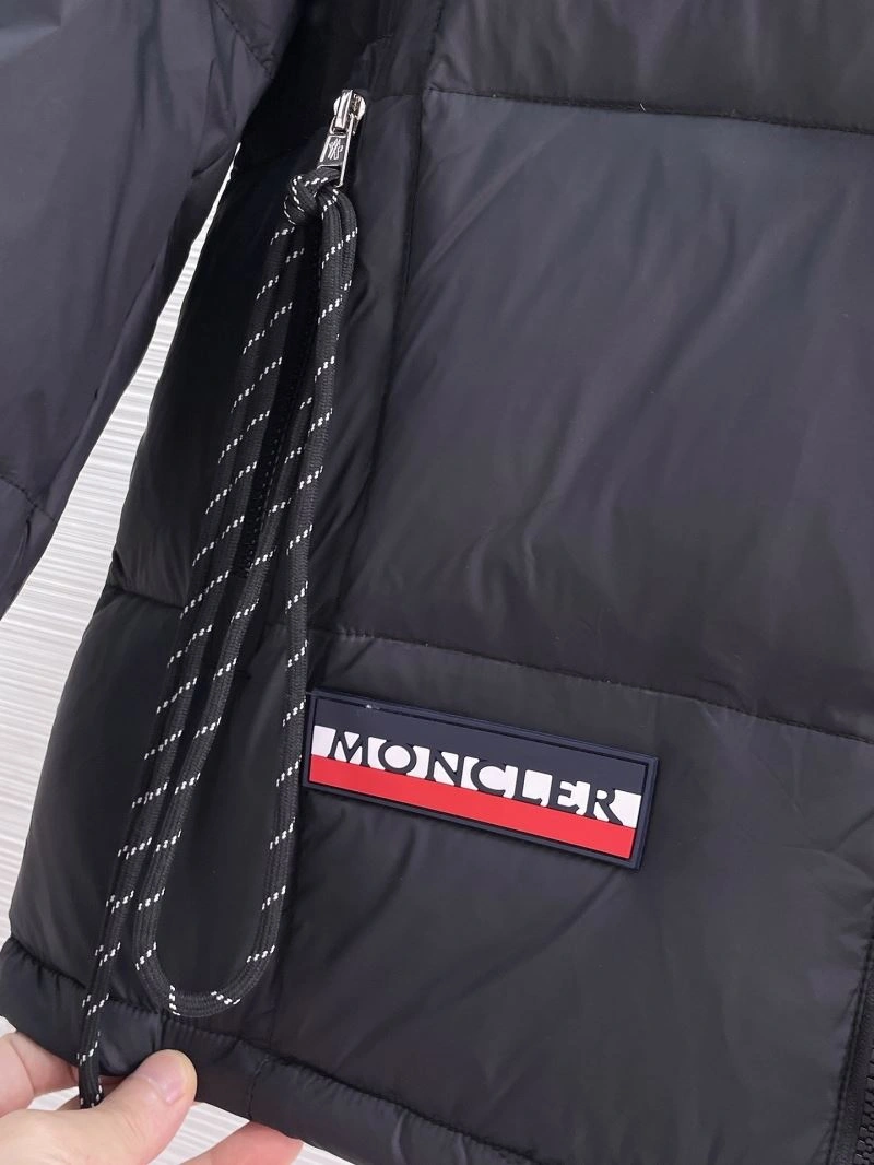 Moncler Down Jackets Lightweight 144203