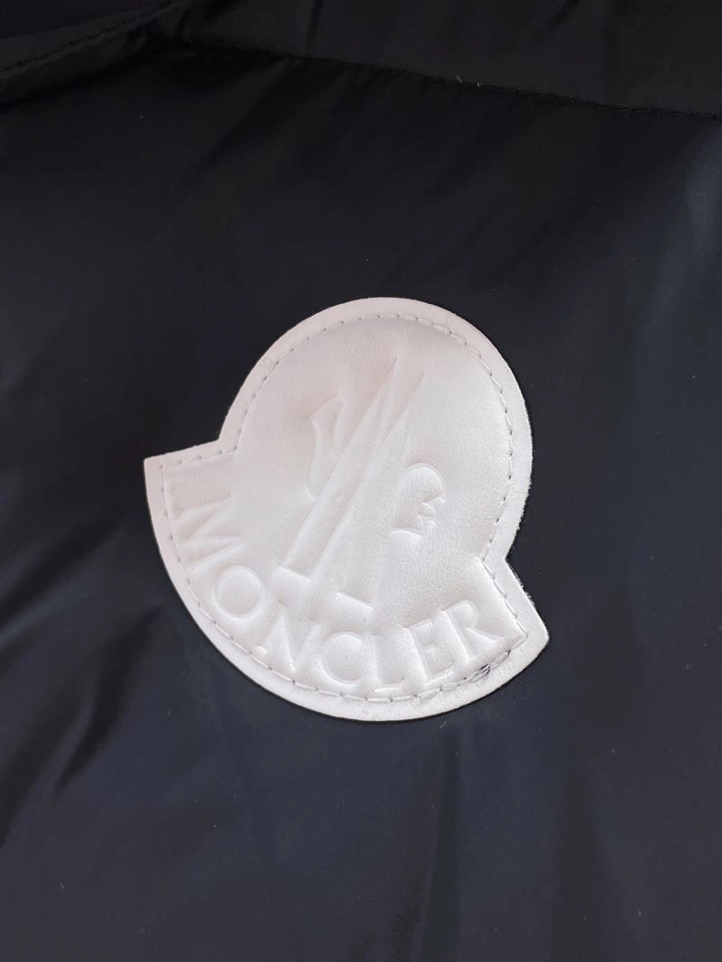 Moncler Down Jackets Lightweight 144203