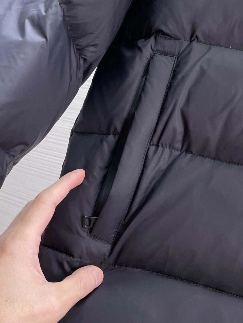 Stretchable Moncler Down Jackets 144199