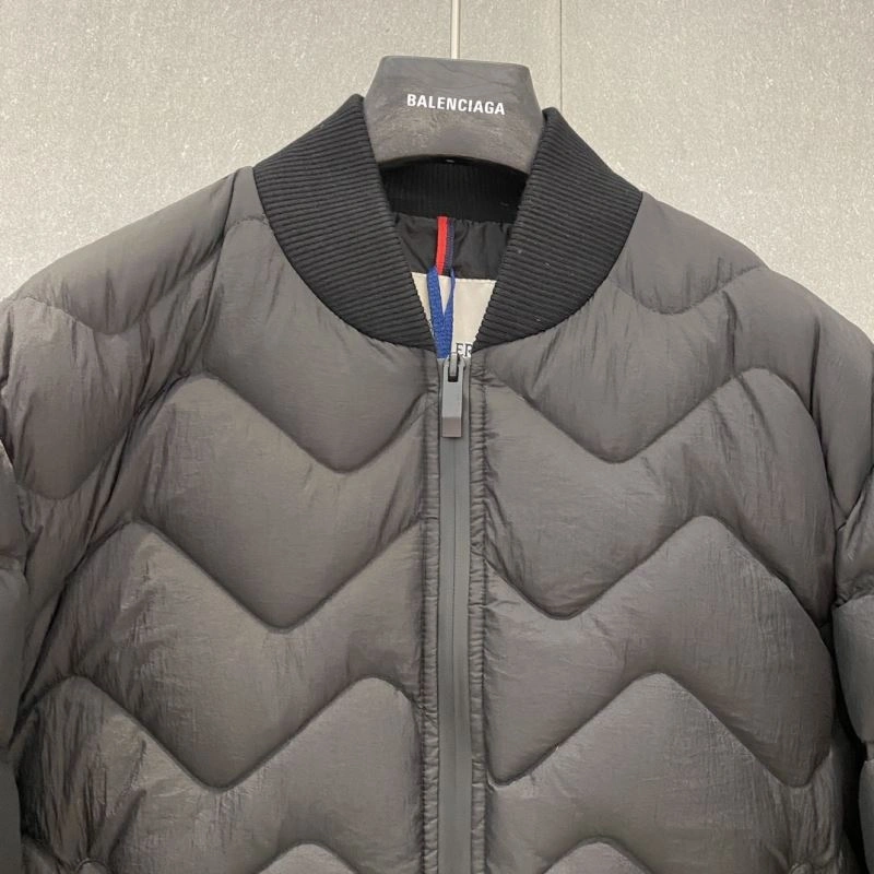 Moncler Down Jackets OdorResistant 144198