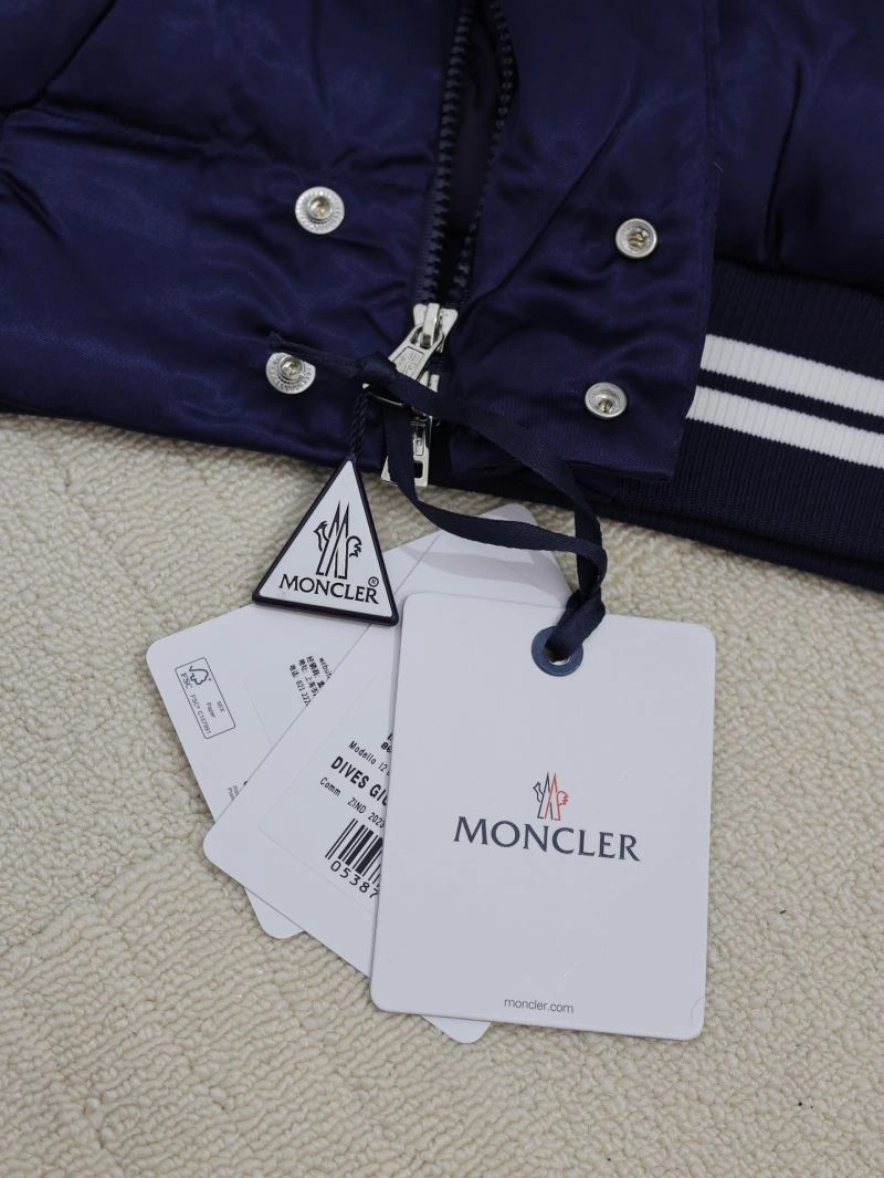 Comfortable Moncler Down Jackets 144197