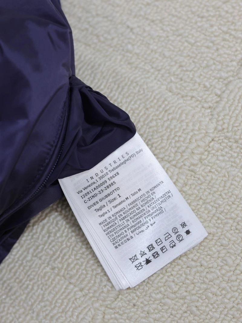 Comfortable Moncler Down Jackets 144197