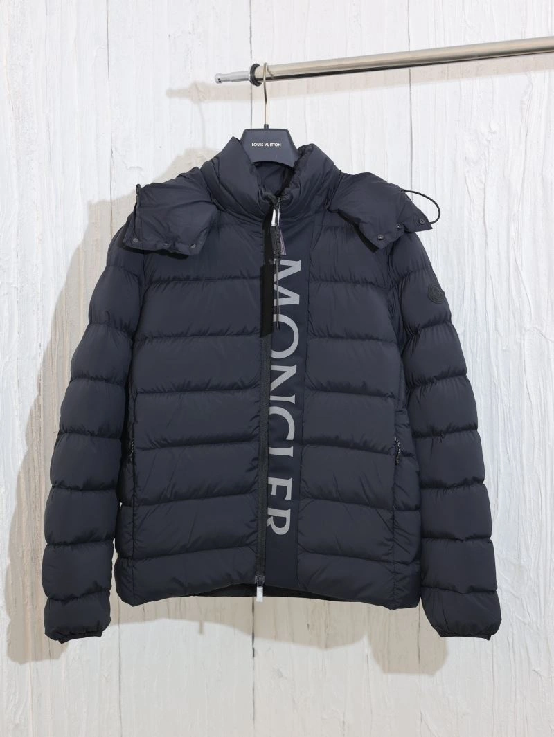 Moncler Down Jackets Comfortable 144196