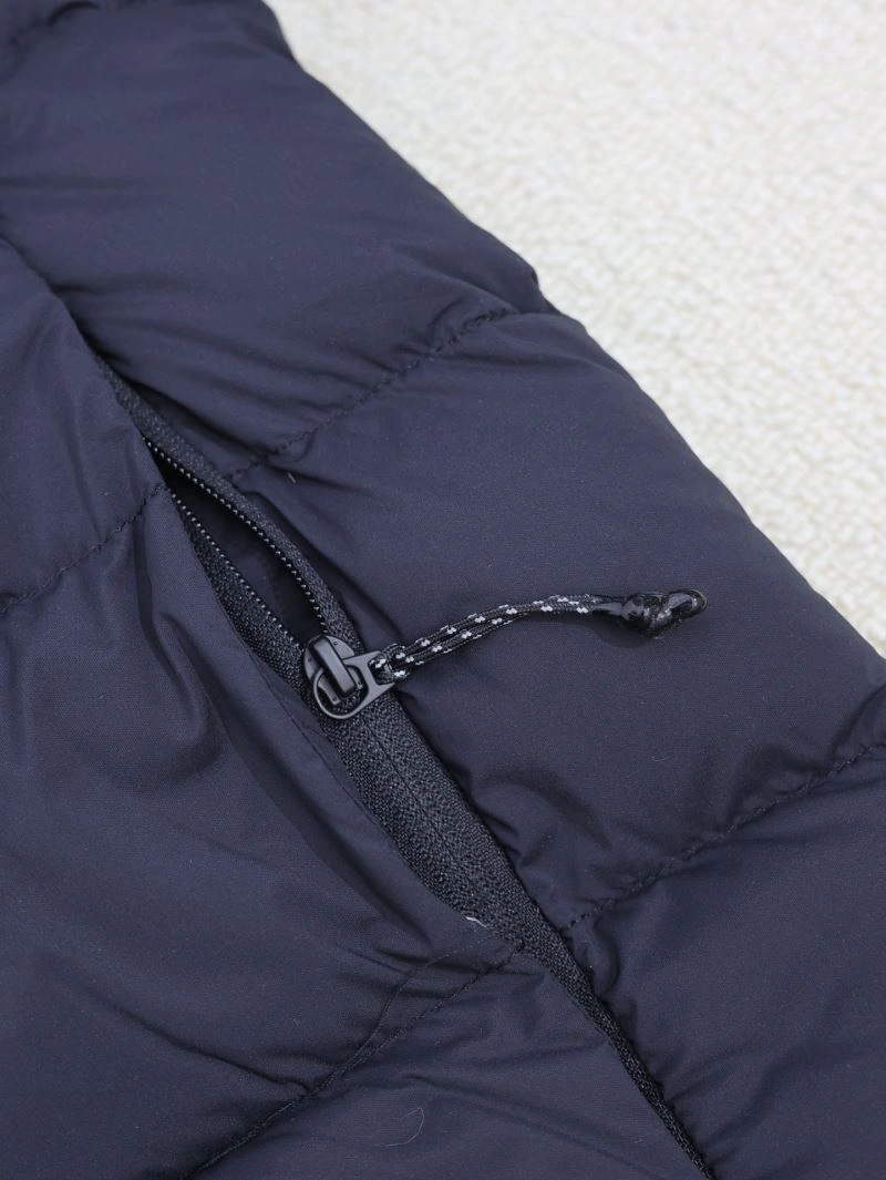 Moncler Down Jackets Comfortable 144196