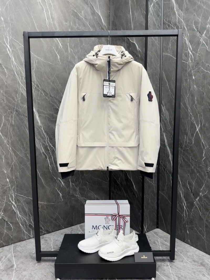 Moncler Down Jackets SmoothTexture 144188