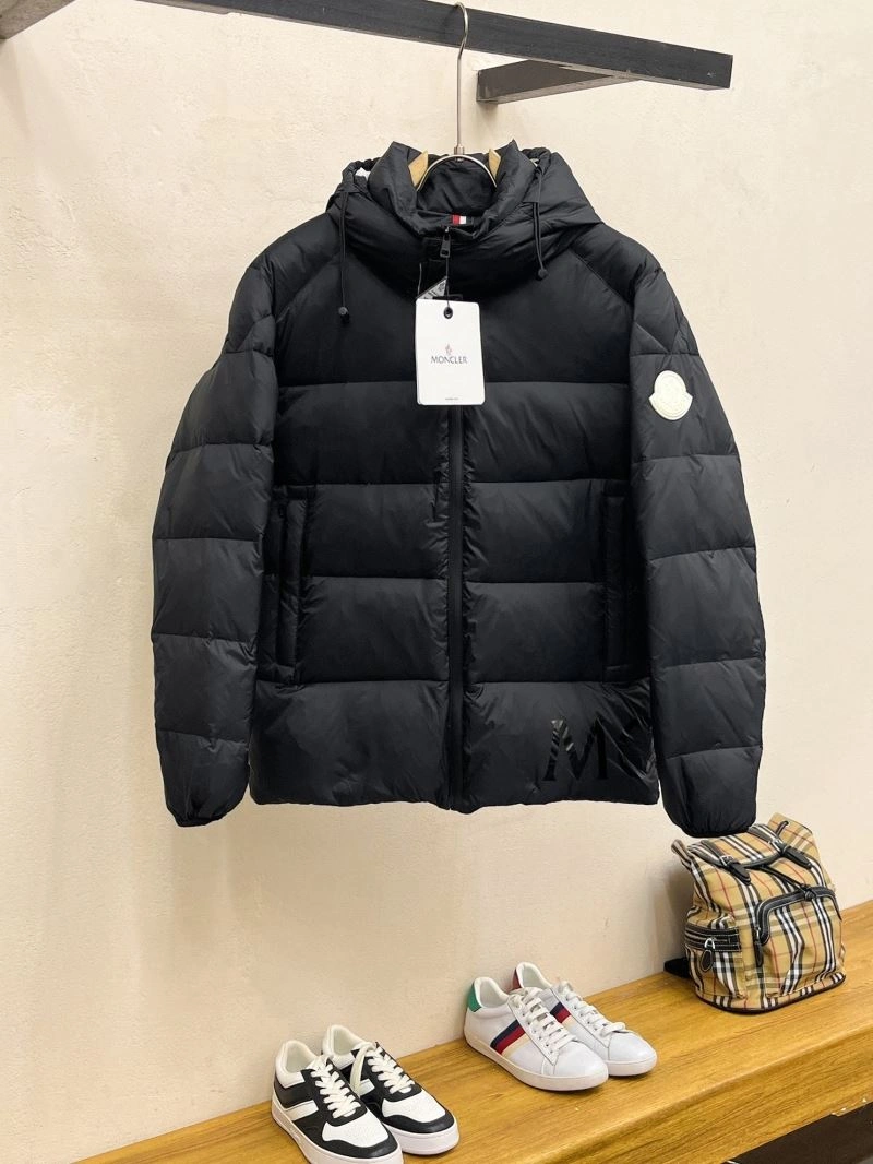 Moncler Down Jackets FlexibleFit 144190