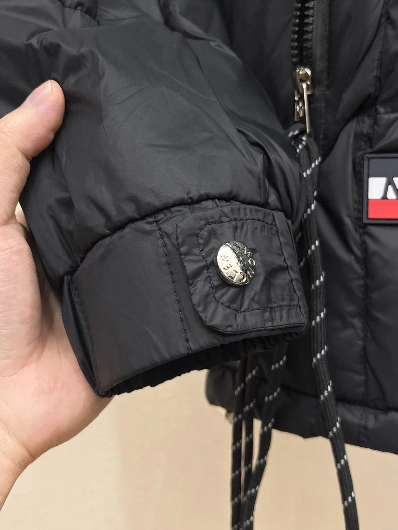 Moncler Down Jackets RelaxedFit 144191