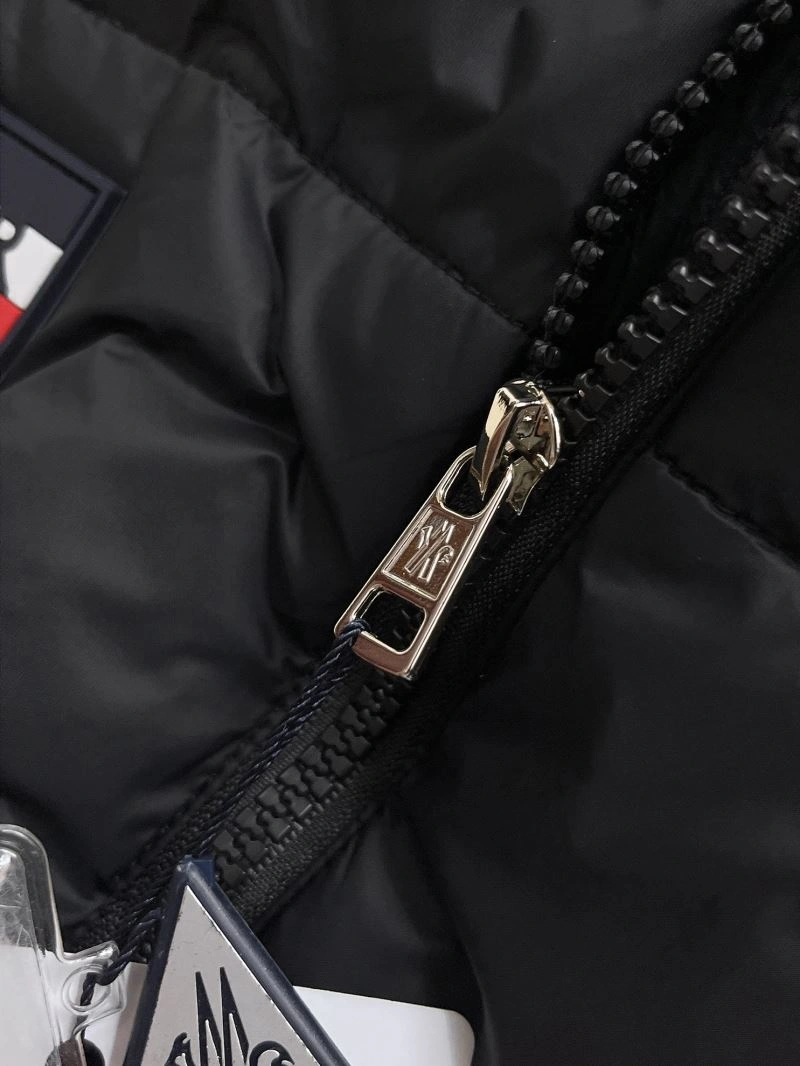 Moncler Down Jackets RelaxedFit 144191