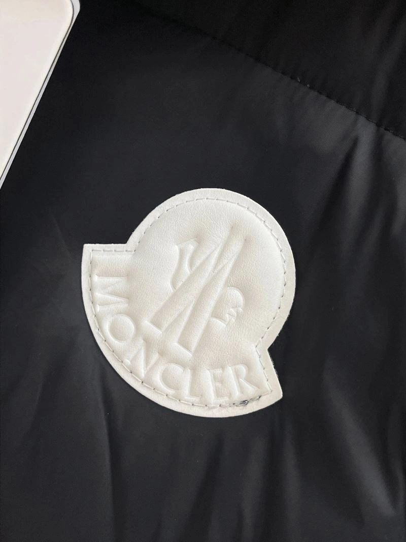 Moncler Down Jackets RelaxedFit 144191