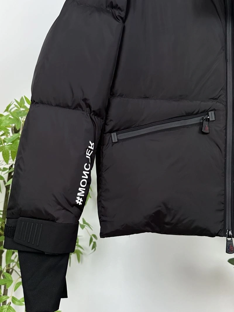 Moncler Down Jackets Refined 144180