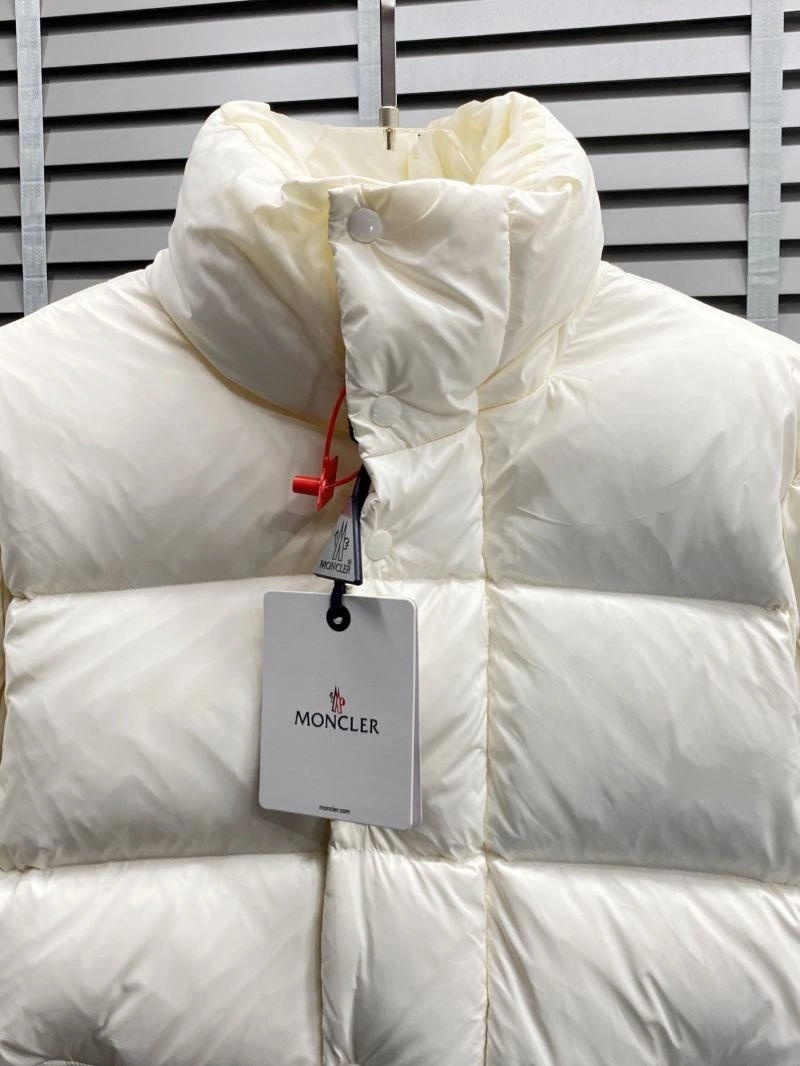 TechFriendly Moncler Down Jackets 144176
