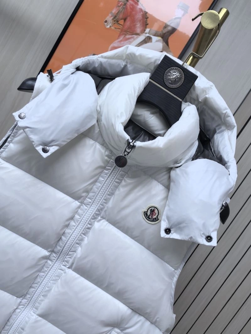 Moncler Down Jackets Packable 144169