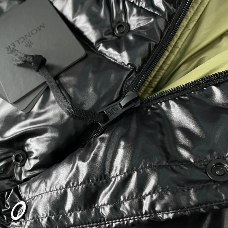 Moncler Down Jackets DailyWear 144167
