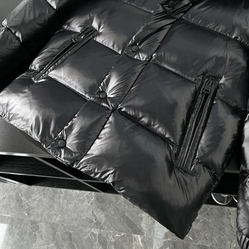 Moncler Down Jackets DailyWear 144167