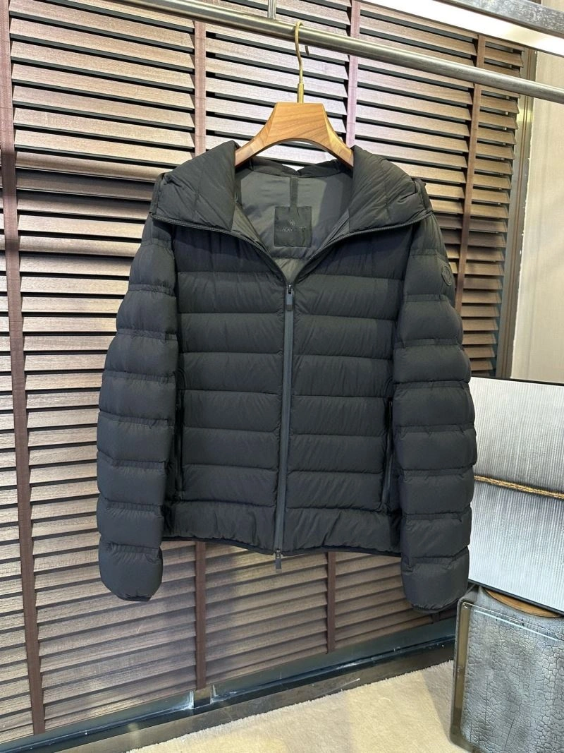 Moncler Down Jackets NewStyle 144166
