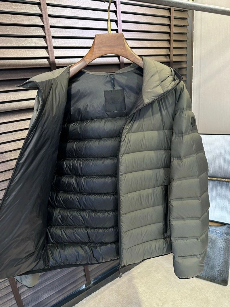 Popular Moncler Down Jackets 144163