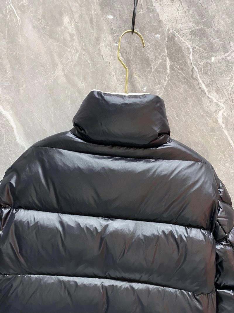 Versatile Moncler Down Jackets 144157