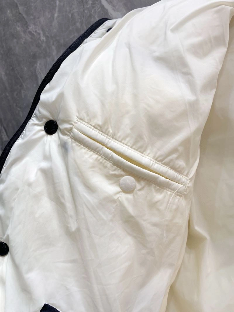 Popular Moncler Down Jackets 144161