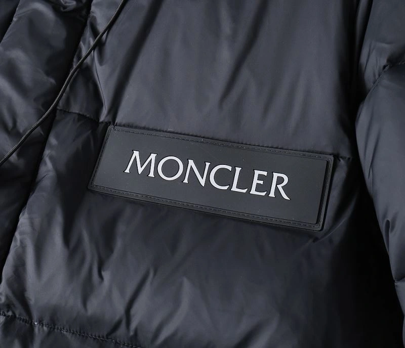 Moncler Down Jackets Comfortable 139511
