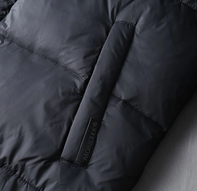 Moncler Down Jackets Comfortable 139511